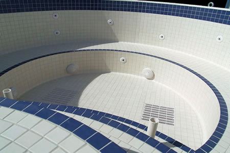 Showcase Commercial Tiled Spas 10