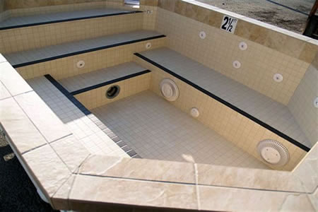 Showcase Commercial Tiled Spas 80