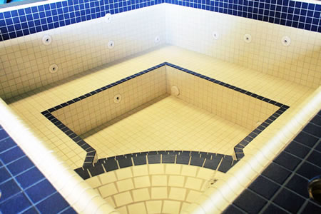 Commercial Square Acapulco Tiled Spa