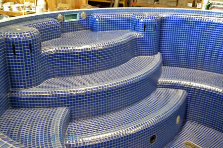 Residential 9 foot Round Tiled Spa